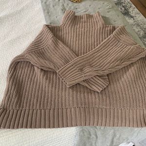 Aerie size medium oversized chenille sweater